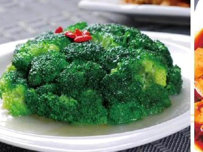 清炒西兰花 / Stir-Fried Broccoli